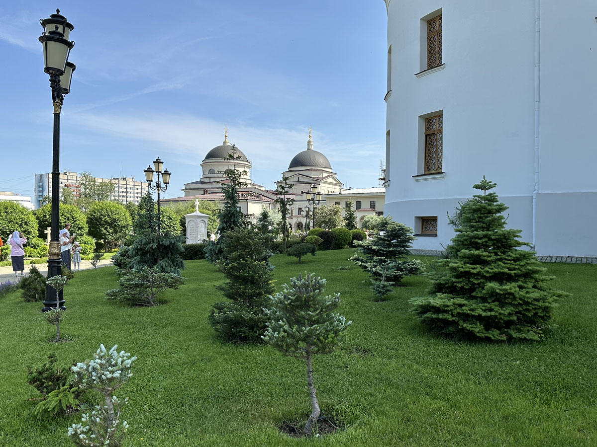 Ново-Тихвинский женский монастырь в Екатеринбурге