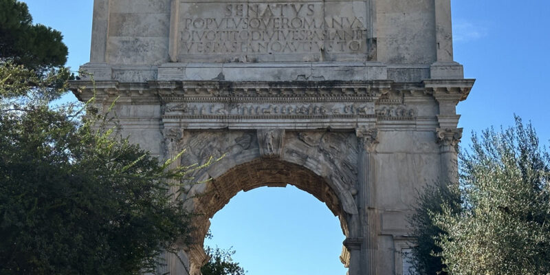 Триумфальная арка Тита