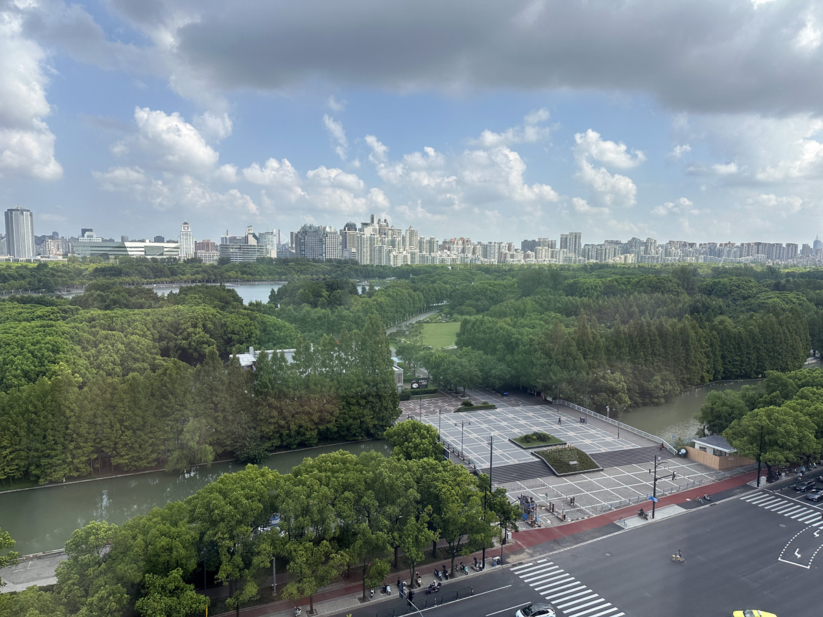 Century Park в Шанхае