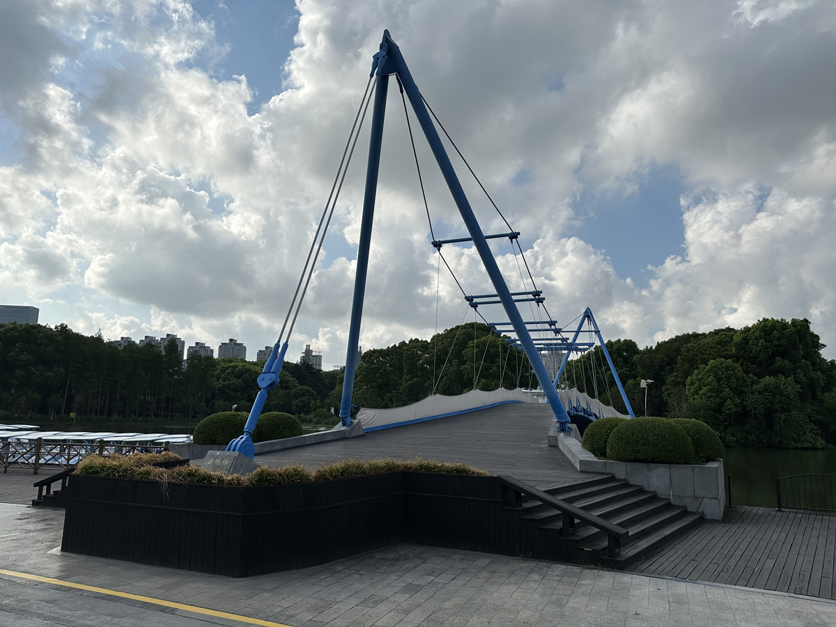 Century Park в Шанхае