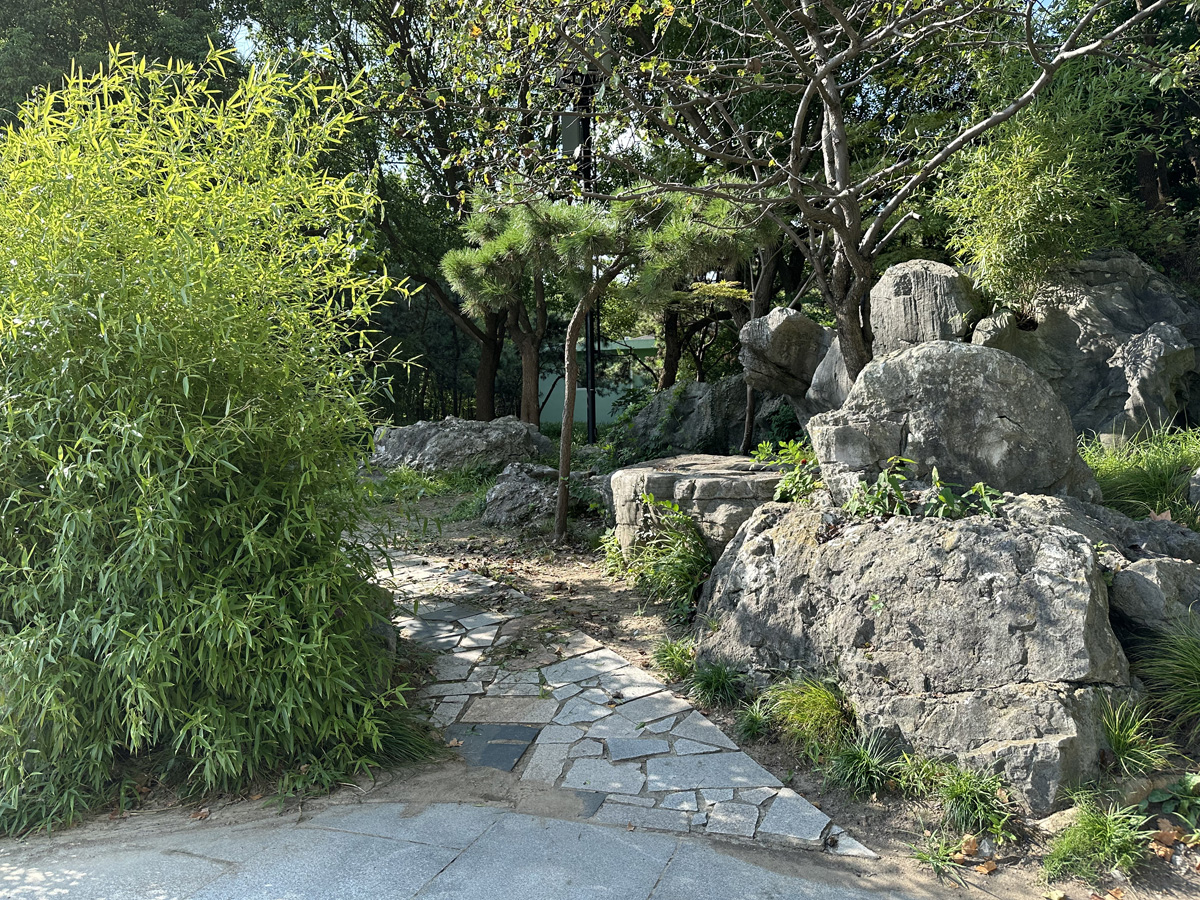 Century Park в Шанхае