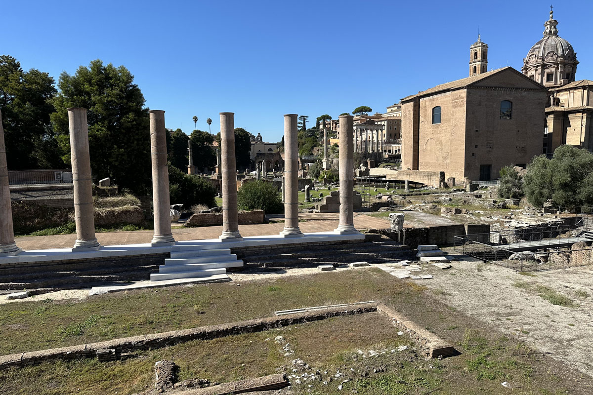 Форум Мира (лат. Templum Pacis)