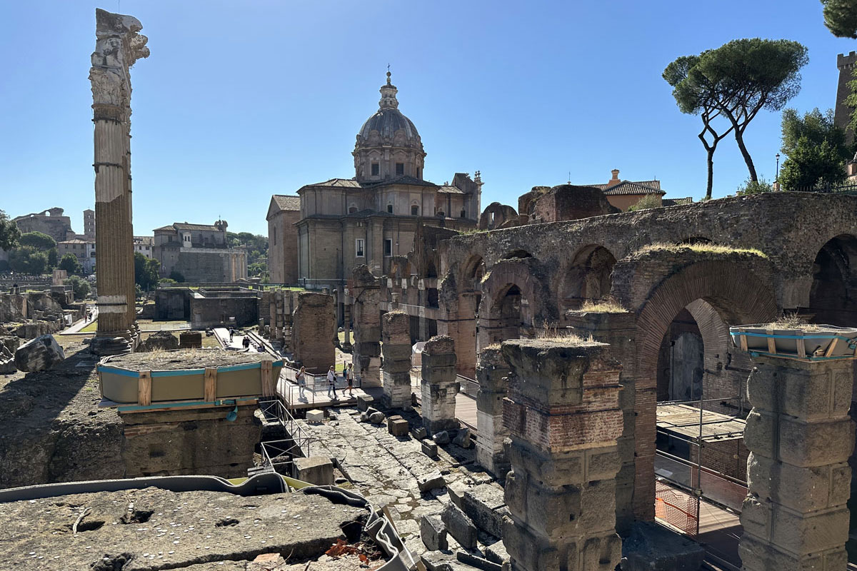 Римский Форум (лат. Forum Romanum)