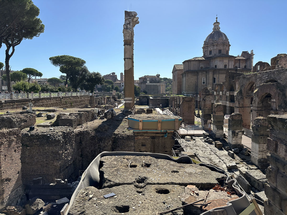 Римский Форум (лат. Forum Romanum)
