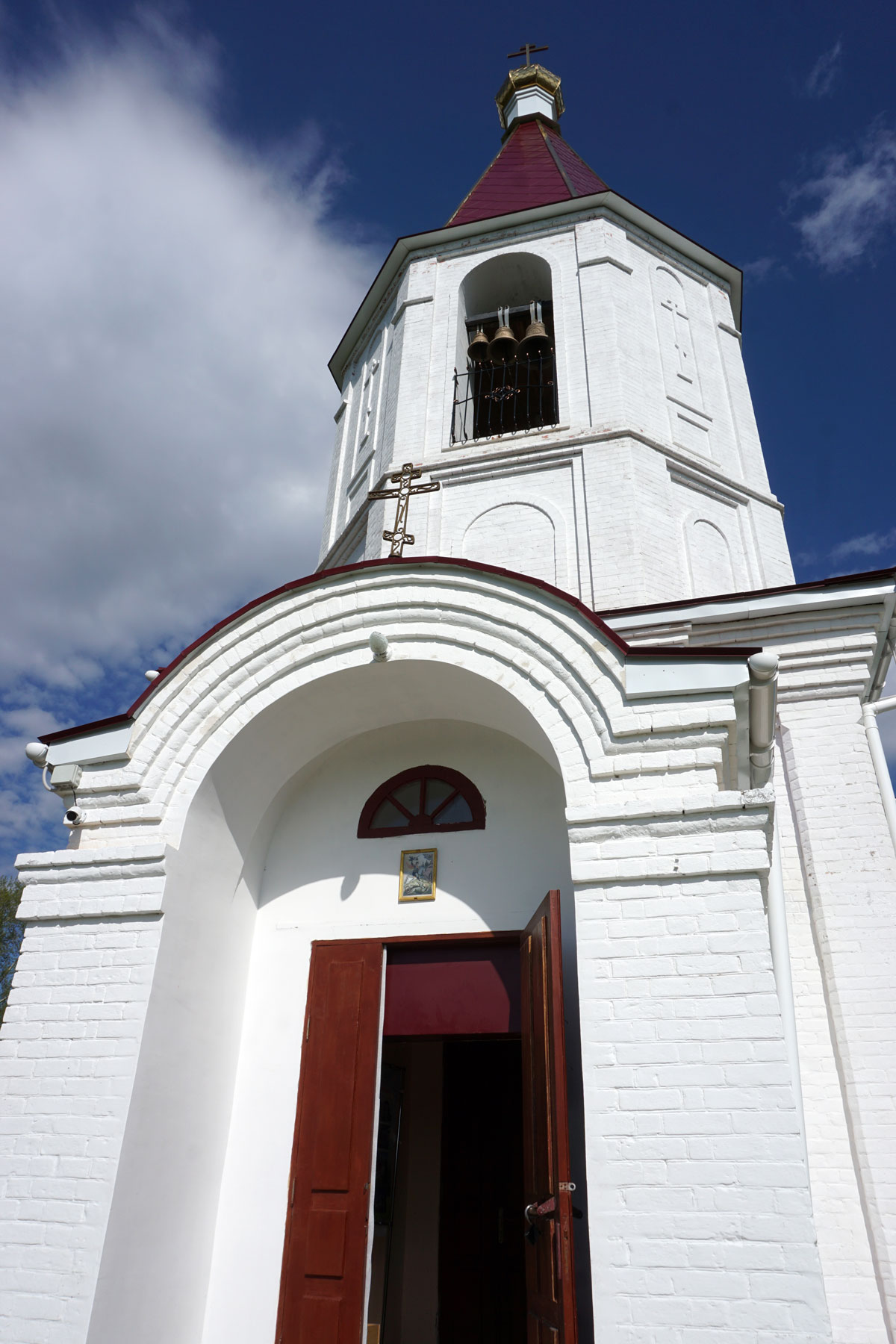 Храм Святого Великомученика Георгия Победоносца в селе Еланыш