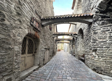 Переулок Катарины (эст. Katariina käik) в Таллине