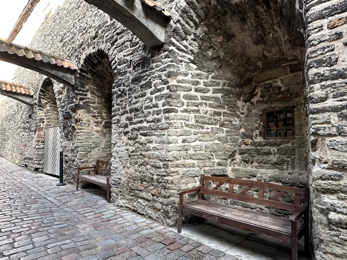 Переулок Катарины (эст. Katariina käik) в Таллине