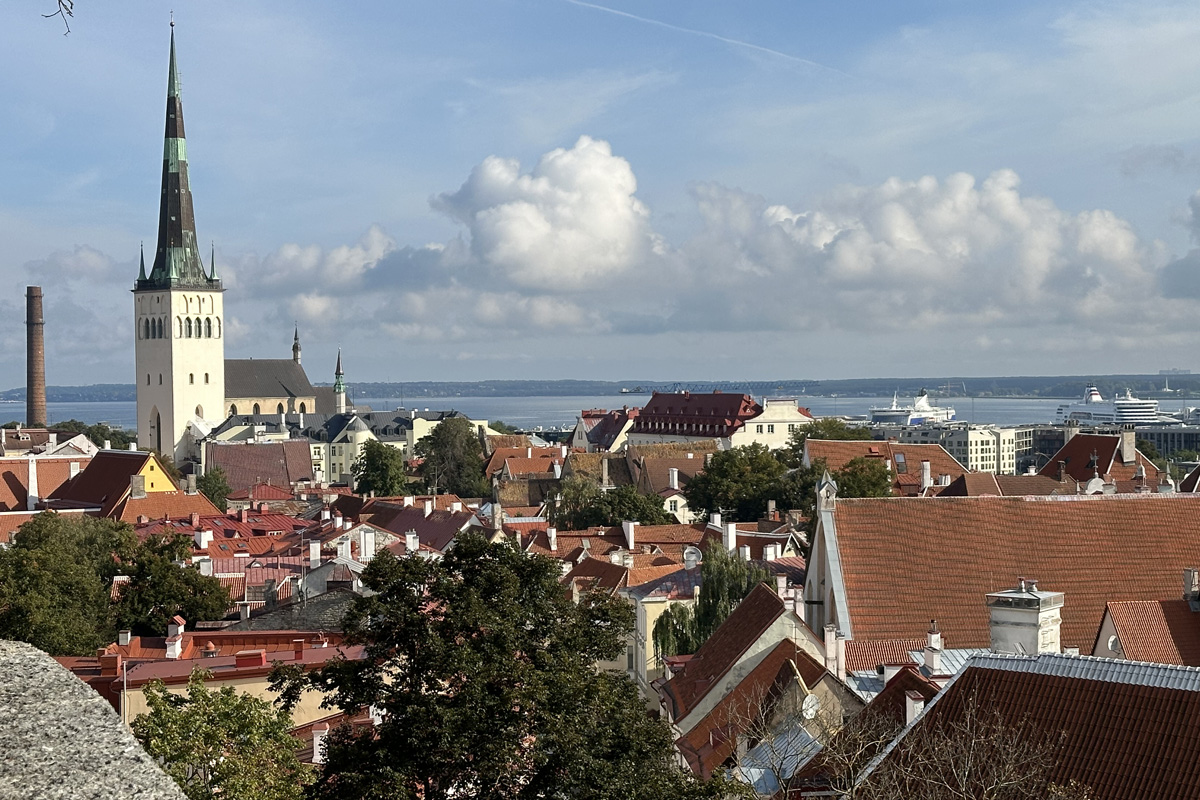 Смотровая площадка Кохтуотса (эст. Kohtuotsa vaateplats) в Таллине