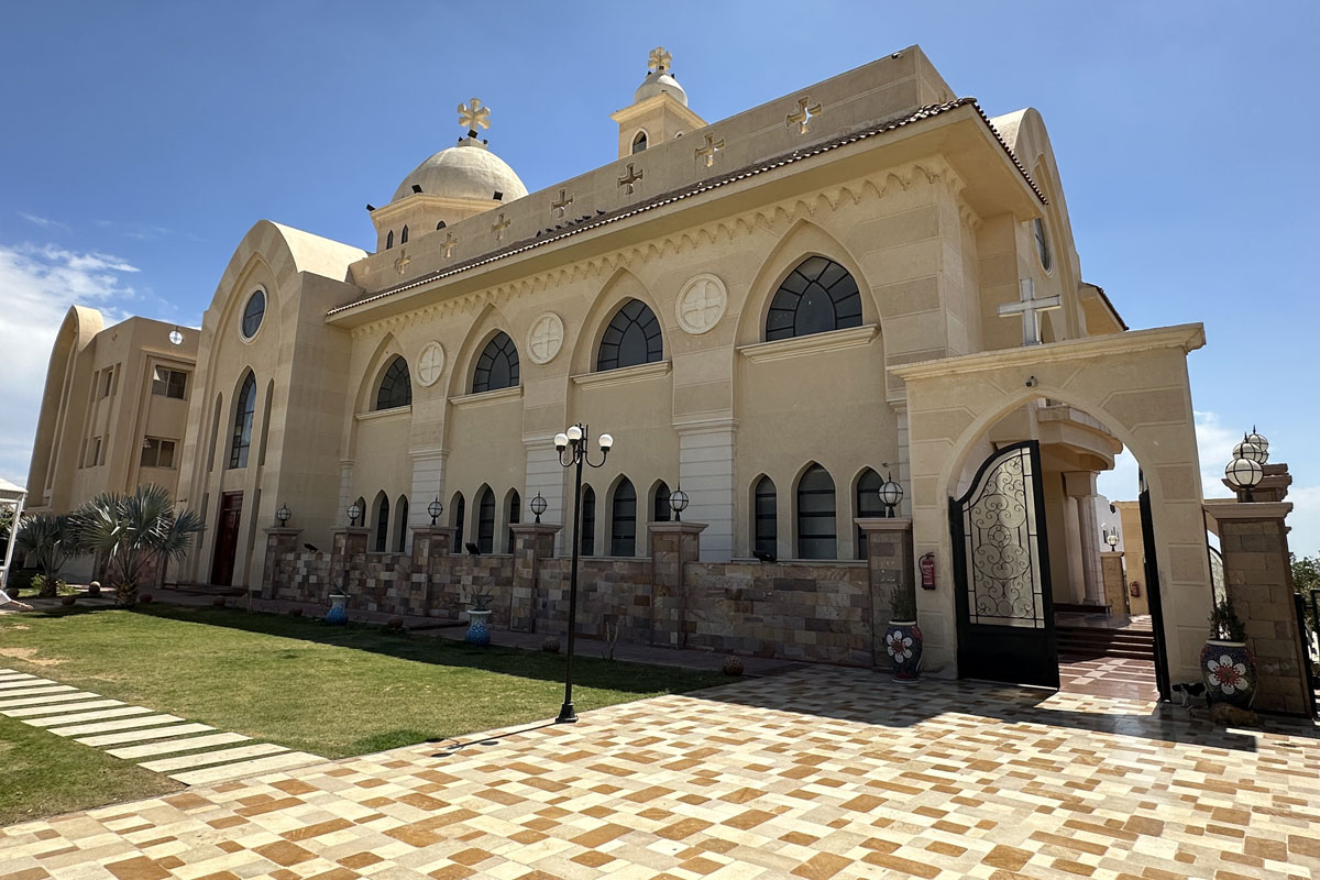 Католический храм Богоматери Мира (Basilica Madonna della Pace) в Шарм-эль-Шейхе
