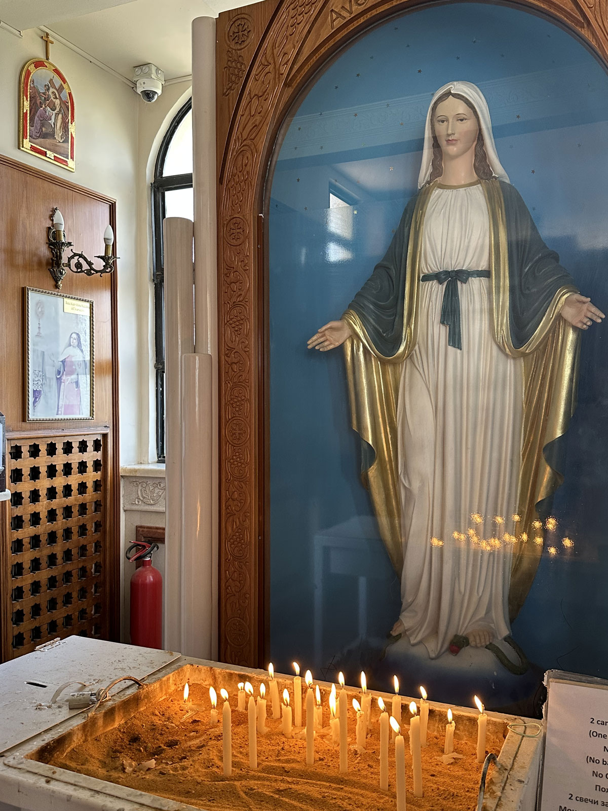 Католический храм Богоматери Мира (Basilica Madonna della Pace) в Шарм-эль-Шейхе