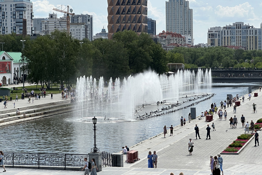 Светомузыкальный фонтан, Екатеринбург