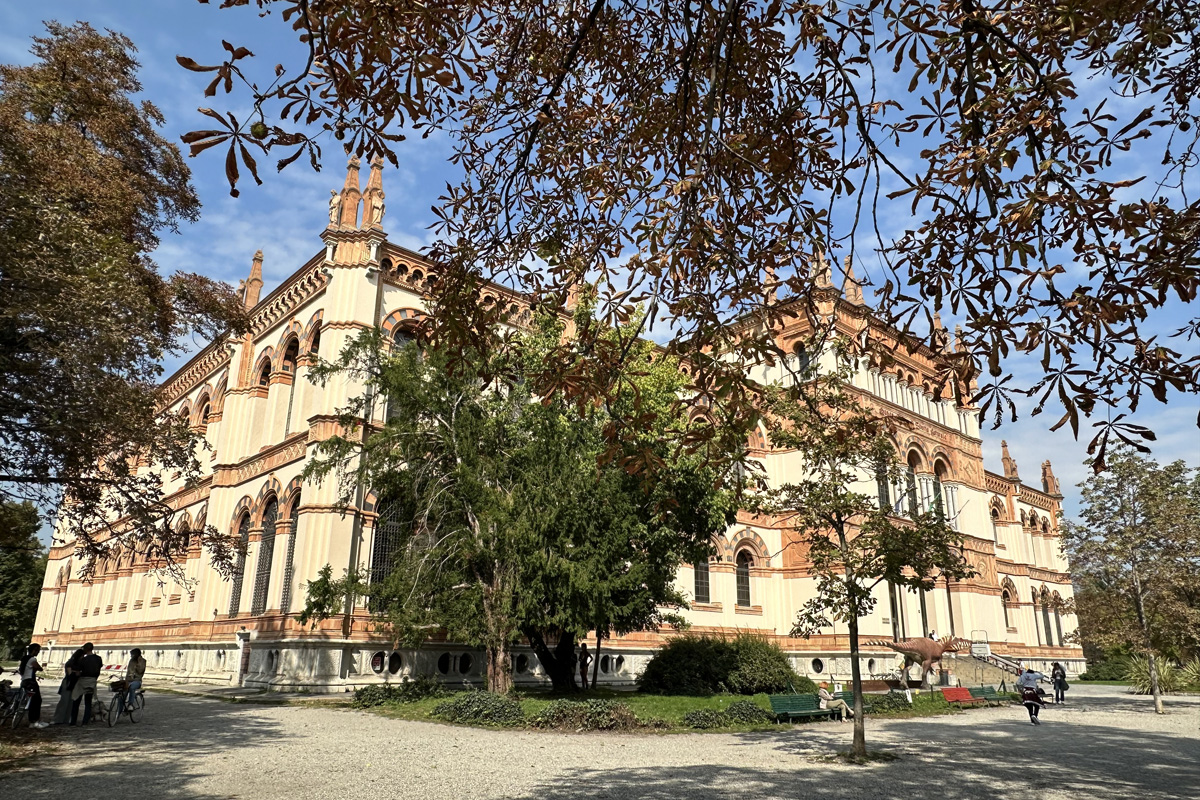 Музей естественной истории (итал. Museo Civico di Storia Naturale) в Милане