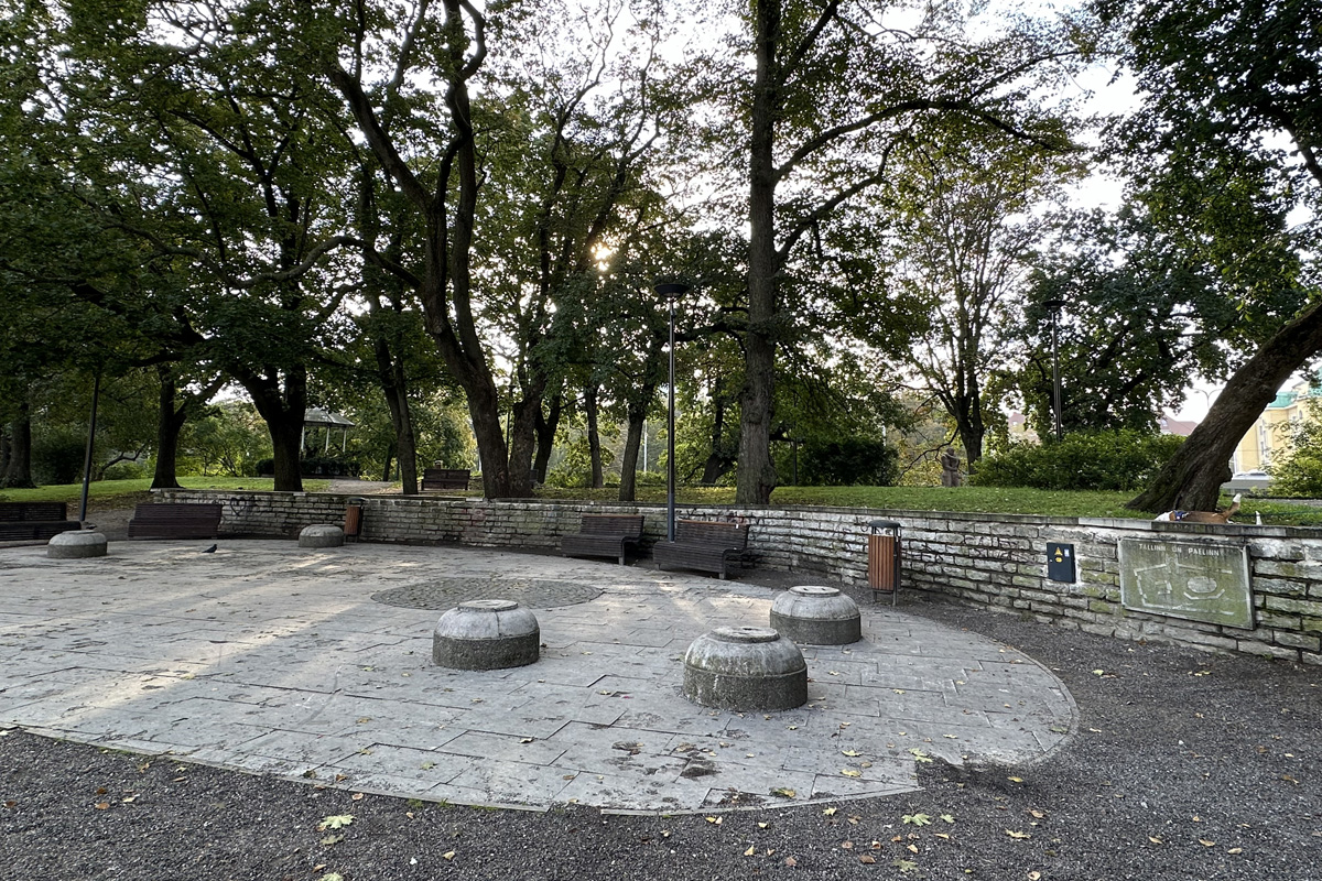 Горка поцелуев, или Мусумяги (эст. Musumägi)