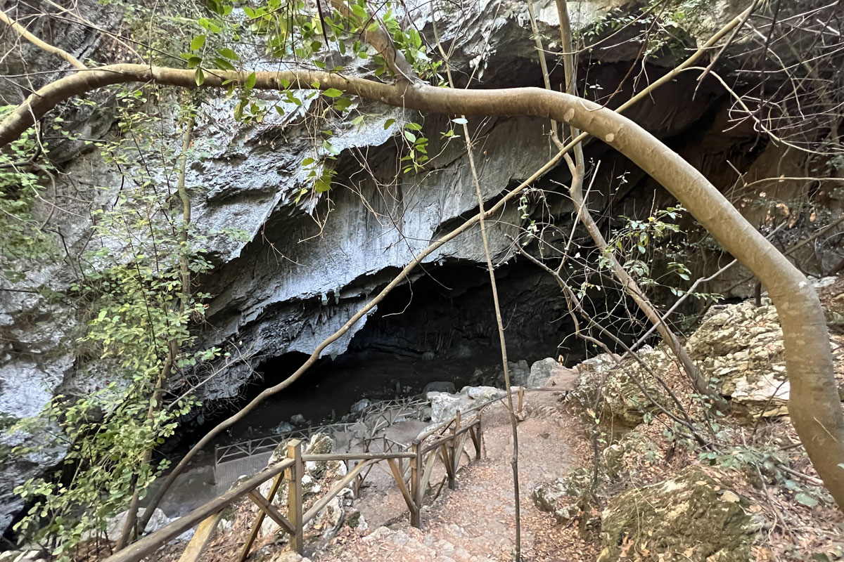 Пещера Нимара