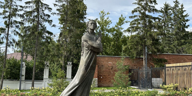 Памятник А. С. Пушкину в Литературном квартале Екатеринбурга