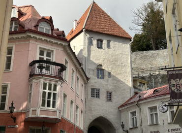 Ворота на Пикк-Ялг в Таллине