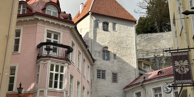 Ворота на Пикк-Ялг в Таллине