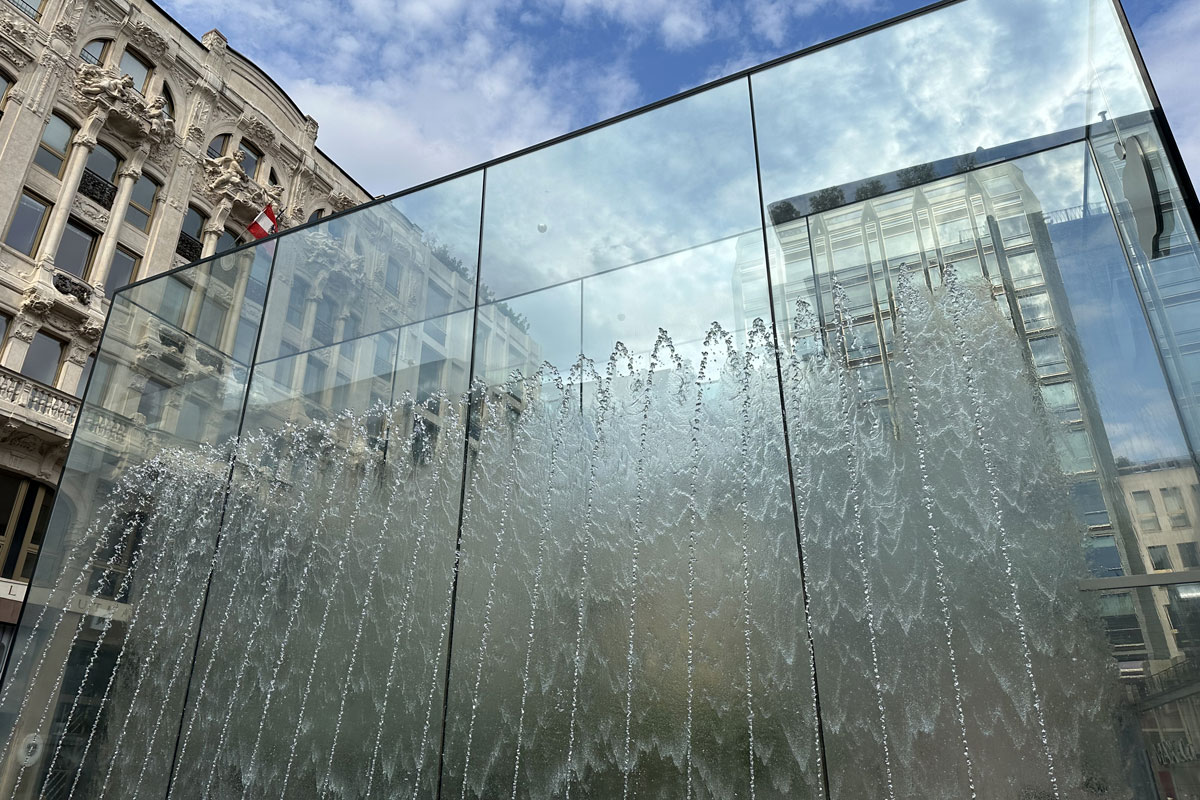 Площадь Свободы (итал. Piazza del Liberty)