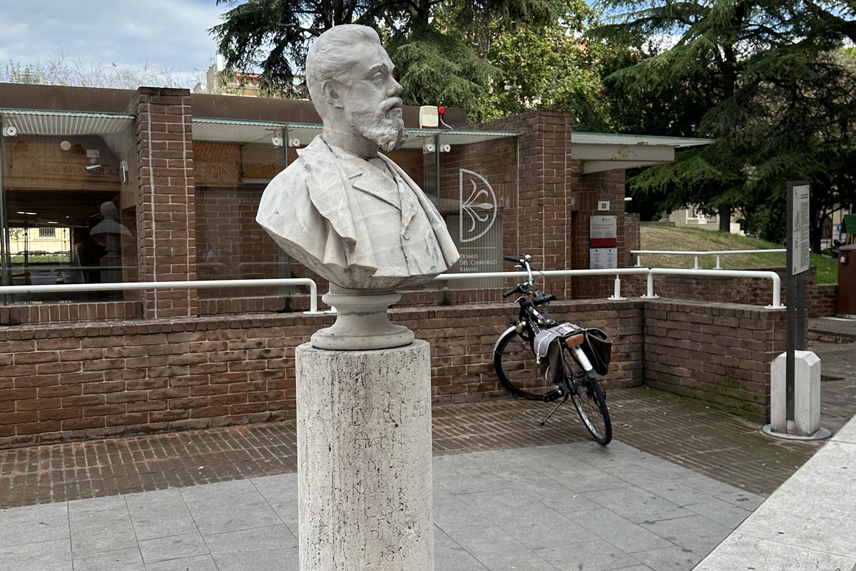 Площадь Луиджи Феррари