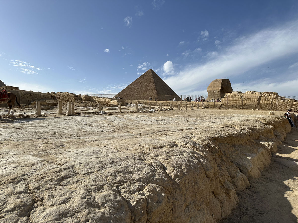 Пирамида Хуфу (Хеопса) и Большой Сфинкс