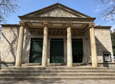 Планетарий Ульрико Хёпли (итал. Planetario Ulrico Hoepli)