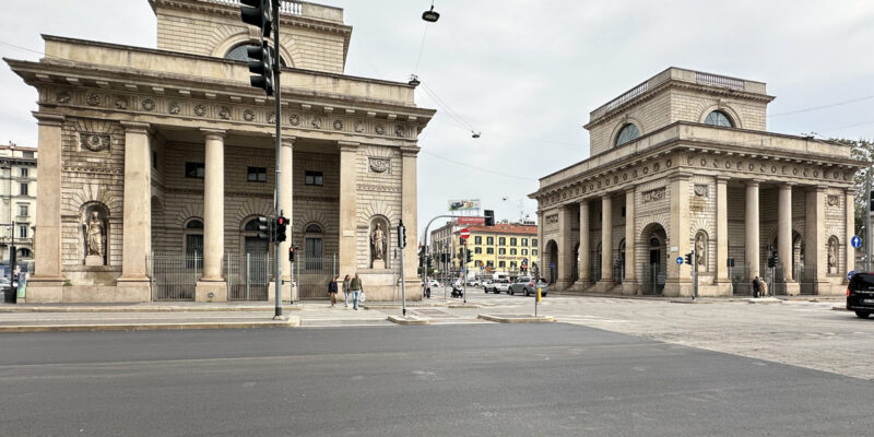 Порта Венеция (итал. Porta Venezia) в Милане