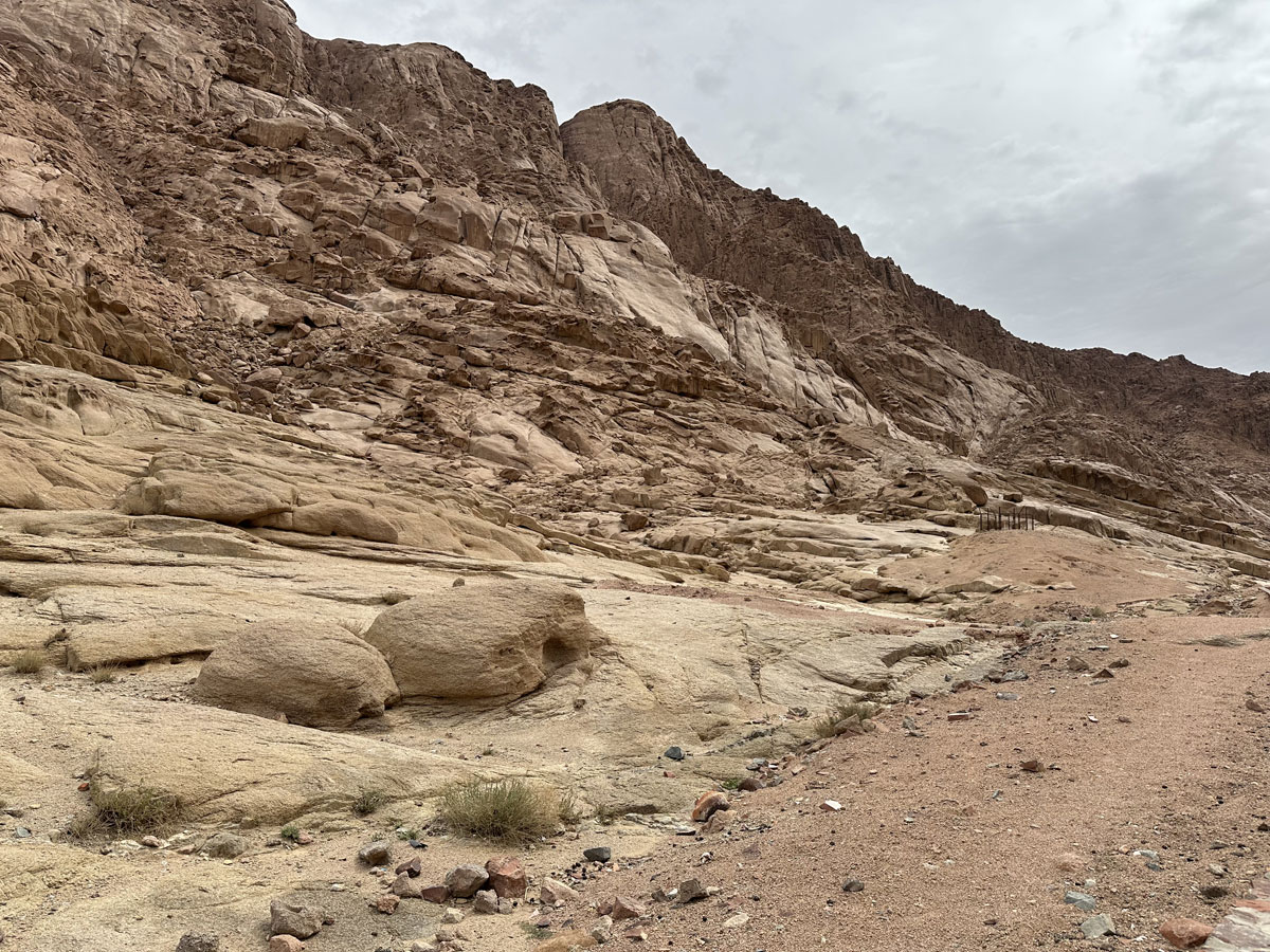 По дороге в монастырь Святой Екатерины