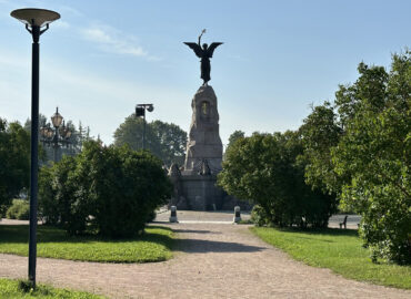 Памятник броненосцу береговой обороны «Русалка» в Таллине