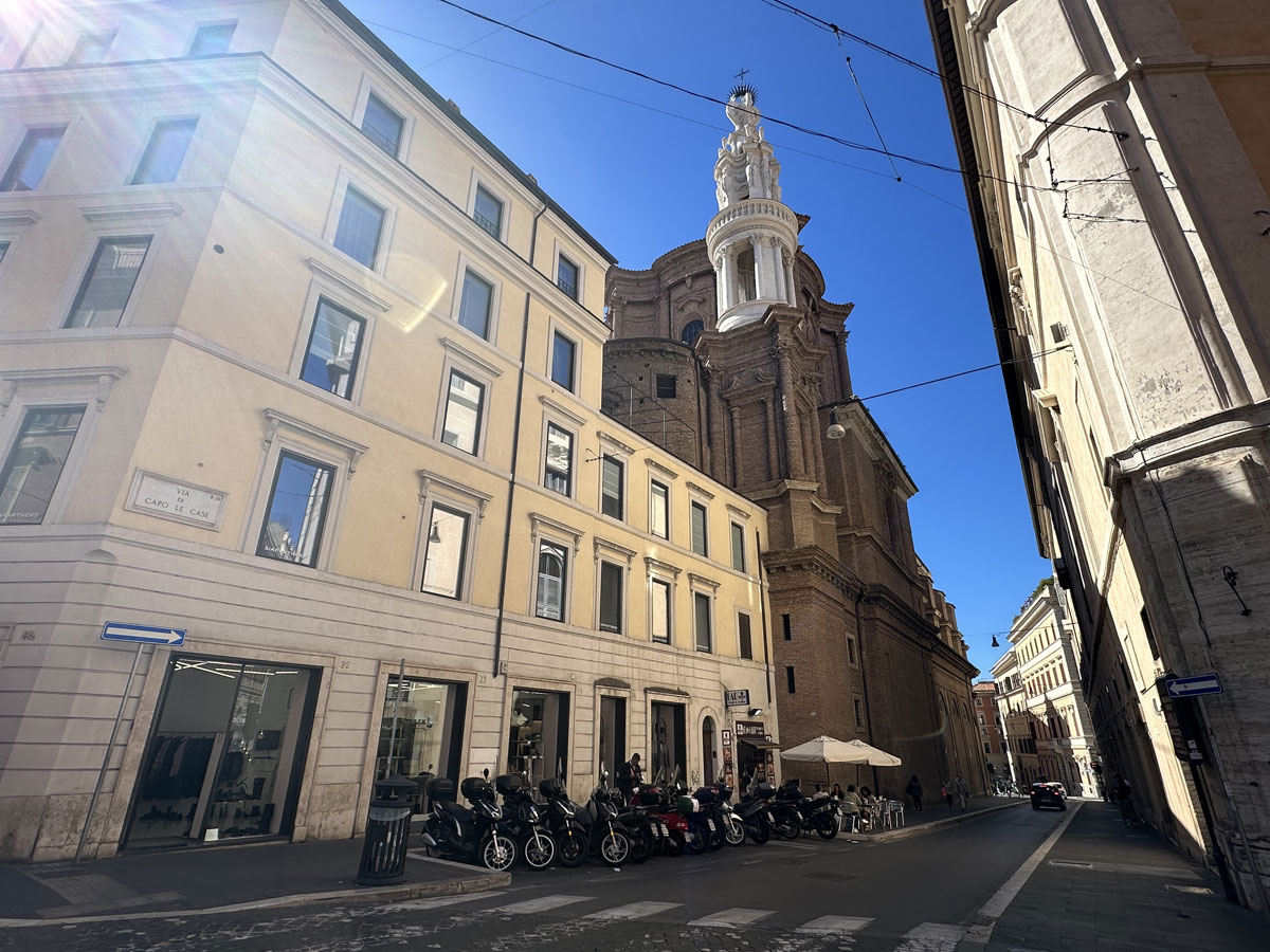 Базилика Сант-Андреа-делле-Фратте (итал. La basilica di Sant'Andrea delle Fratte) в Риме