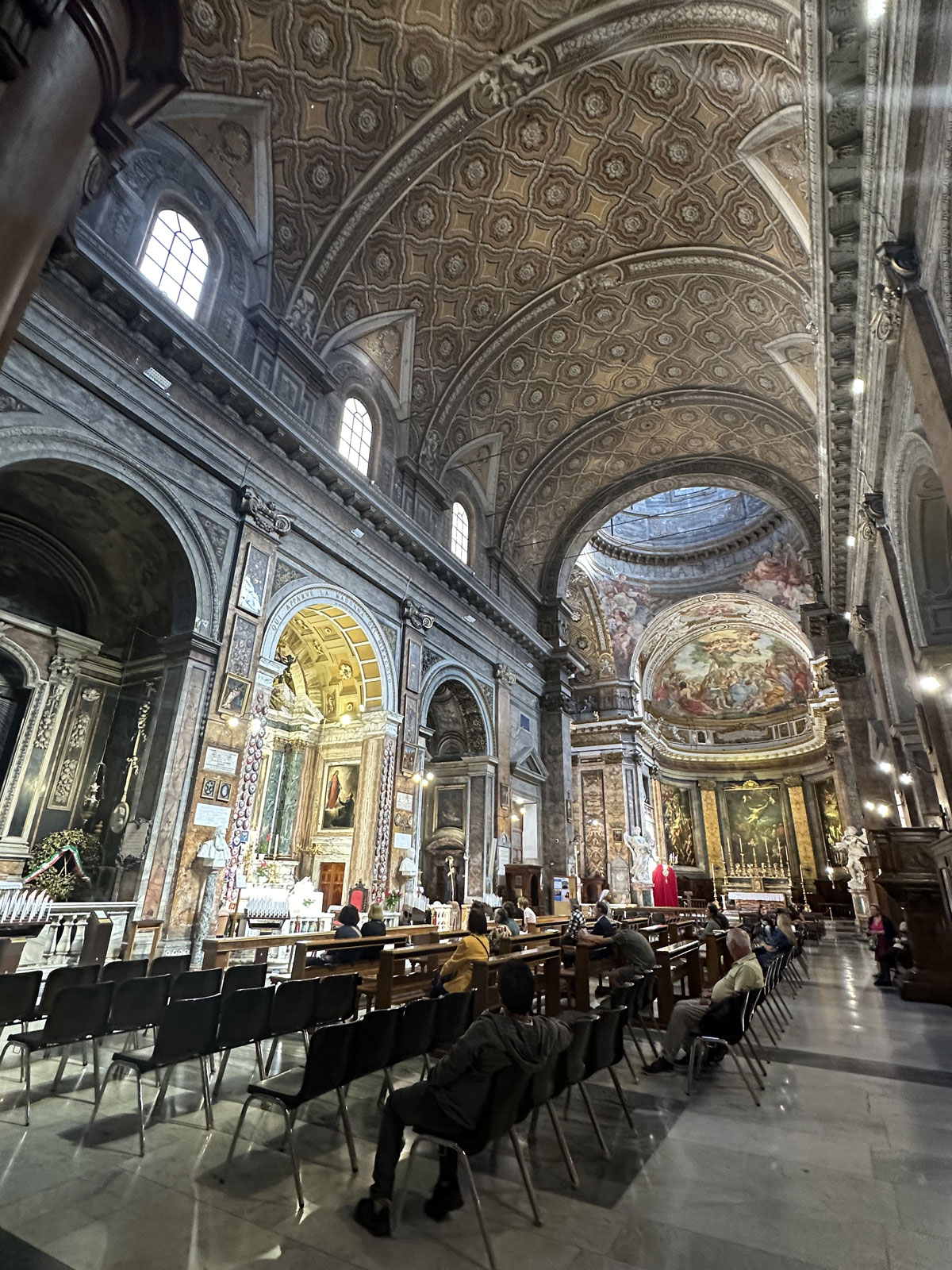 Базилика Сант-Андреа-делле-Фратте (итал. La basilica di Sant'Andrea delle Fratte) в Риме