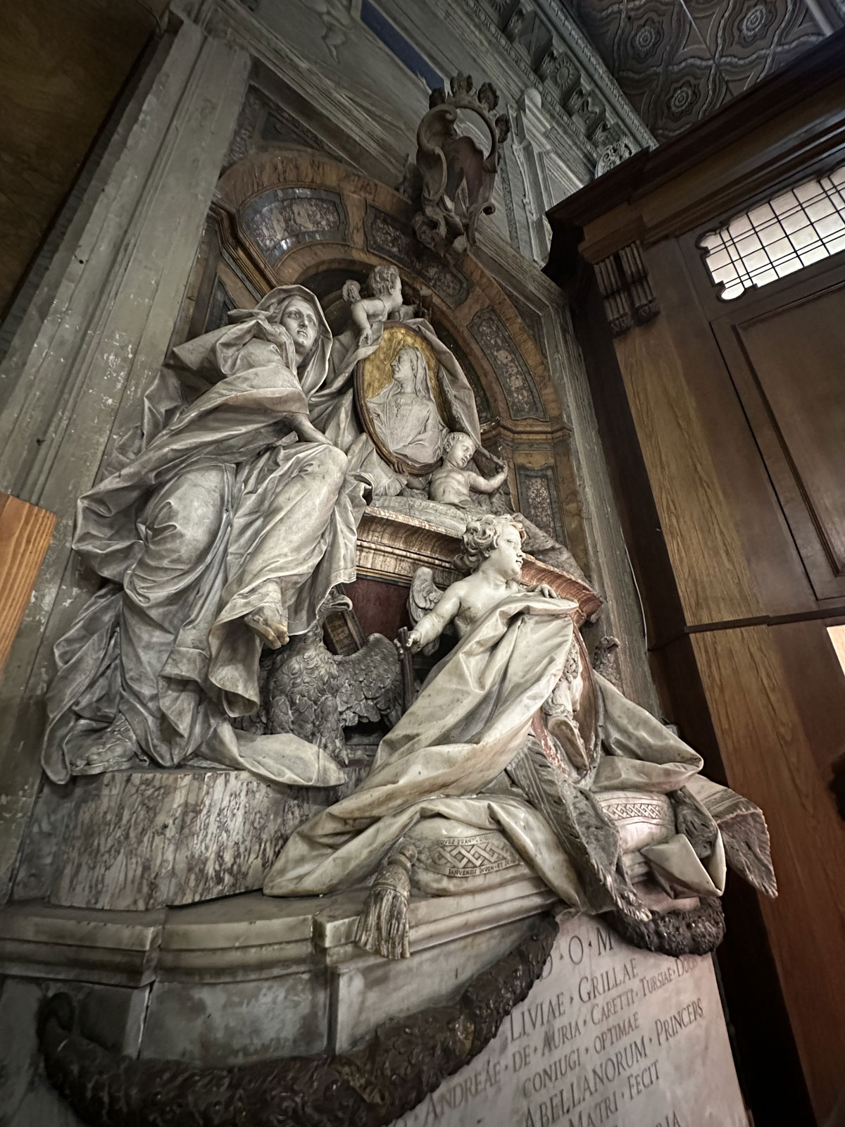 Базилика Сант-Андреа-делле-Фратте (итал. La basilica di Sant'Andrea delle Fratte) в Риме