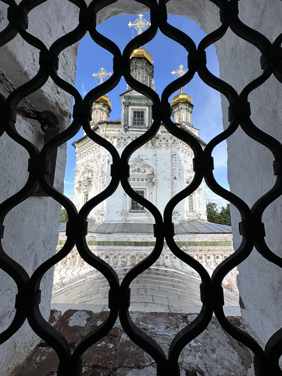 Подъем на колокольню Свято-Троицкого собора в Верхотурье