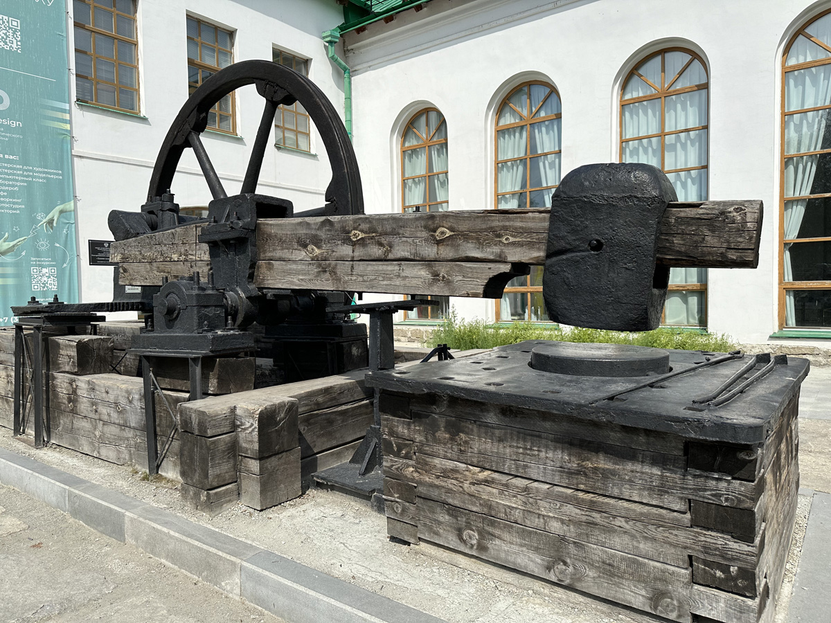 Молот листопроковочный (кричный). 1826 год. Нейво-Шайтанский завод