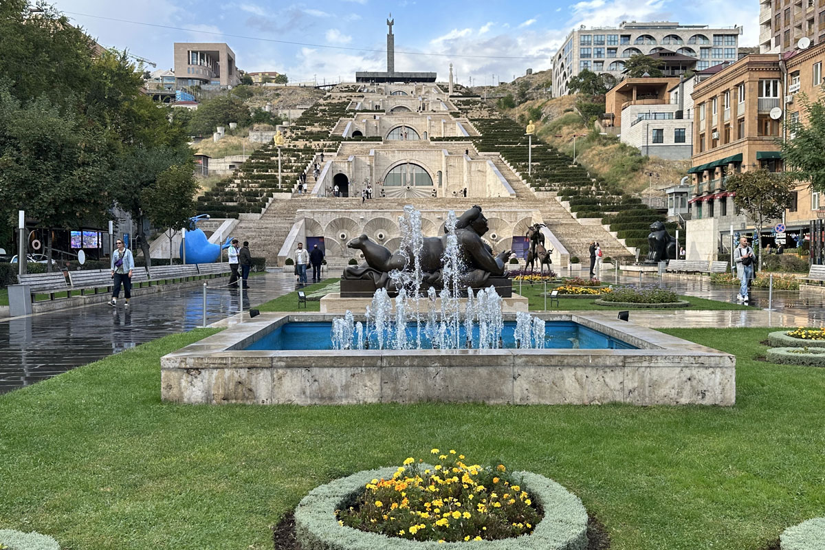 Комплекс «Каскад» в Ереване