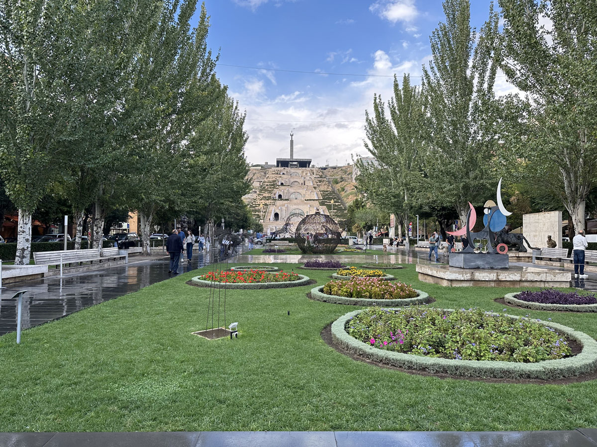 Комплекс «Каскад» в Ереване
