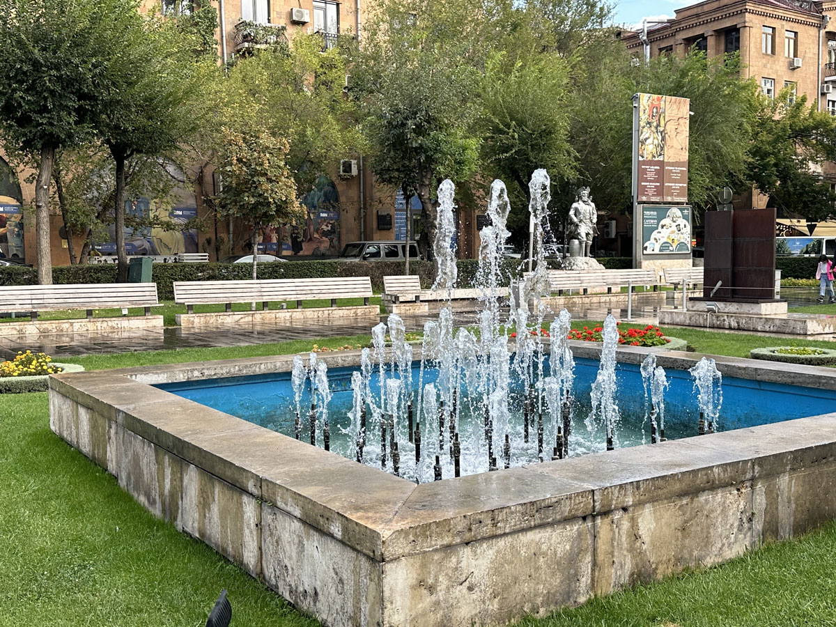 Комплекс «Каскад» в Ереване